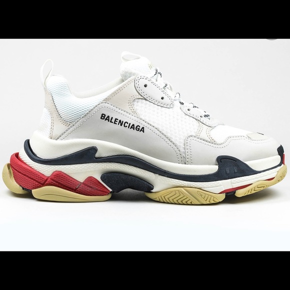Balenciaga Triple S Size 42 New With Box - Picture 2 of 3